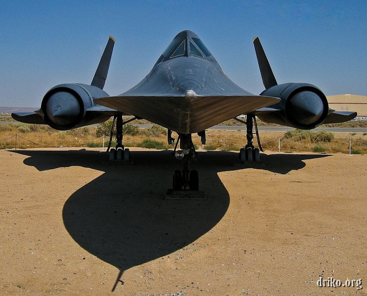 IMG_0593-Edit-Edit_800.jpg - Two SR-71 Blackbirds are on display at Edwards AFB; this one is at the Musem.